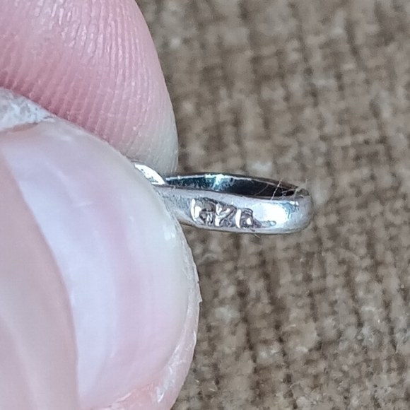 925 Silver Blue Stone Pendant - Picture 8 of 8